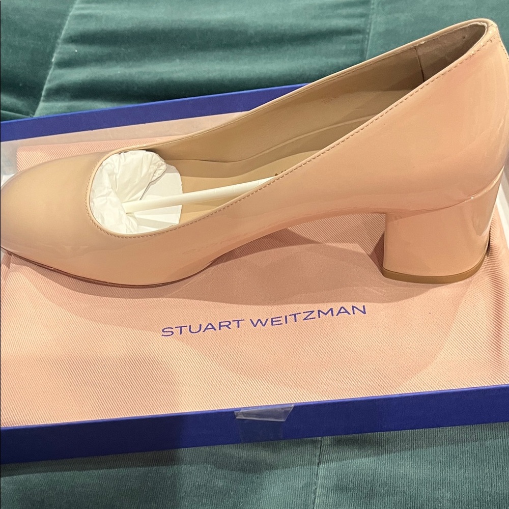 Stuart Weitzman Nude Patent Leather Pumps